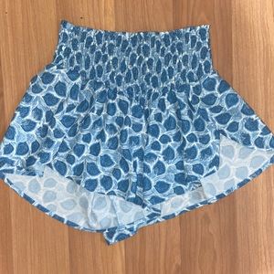 Blue life flowy high paisley shorts